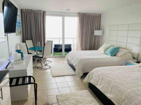 Alojamiento con balcon hacia la playa 115